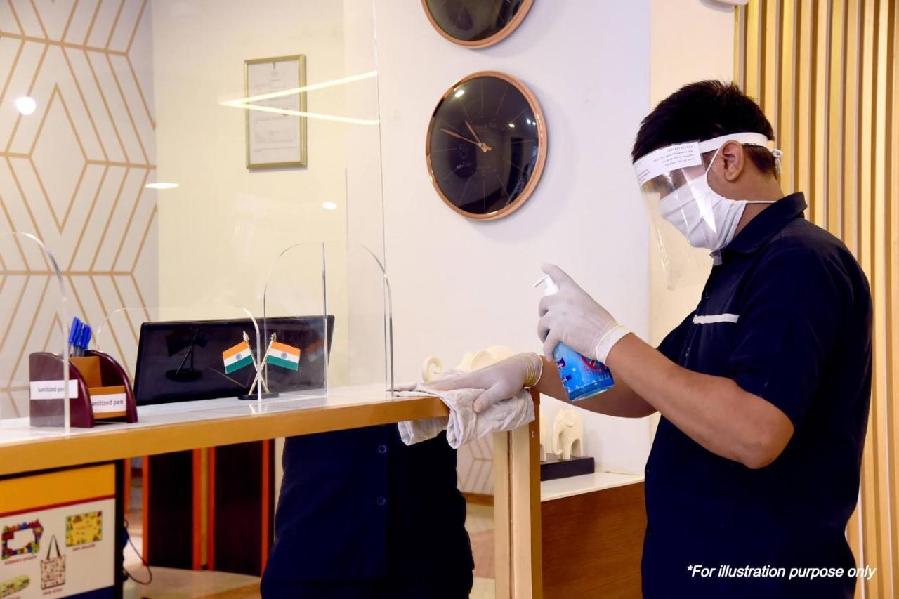 Oyo Galaxy Plaza Hotel Ghaziabad Eksteriør billede